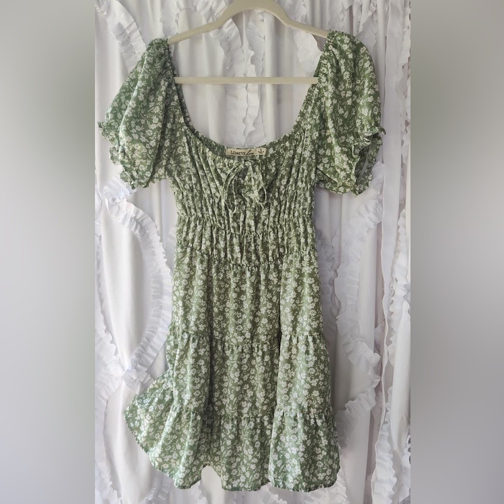 Green Ruffled Floral Dress size M